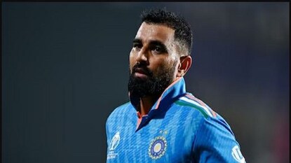 চোটে কাবু শামি এবার পেলেন সেরার পুরস্কার। চোটে কাবু শামি এবার পেলেন সেরার পুরস্কার।