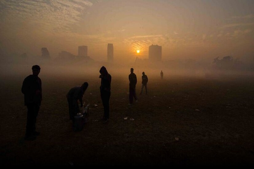 Bengal Weather Forecast: আপাতত শুক্রবার পর্যন্ত শীতের স্পেল। পঞ্জাব থেকে পূর্ব ভারতে কোল্ড প্যাসেজ। এই কোল্ড প্যাসেজে তাপমাত্রা ৪ ডিগ্রি থেকে আট ডিগ্রি সেলসিয়াসের মধ্যে নেমেছে। পঞ্জাবে শৈত্য প্রবাহের সতর্কবার্তা সঙ্গে ঘন কুয়াশার সম্ভাবনা। 
