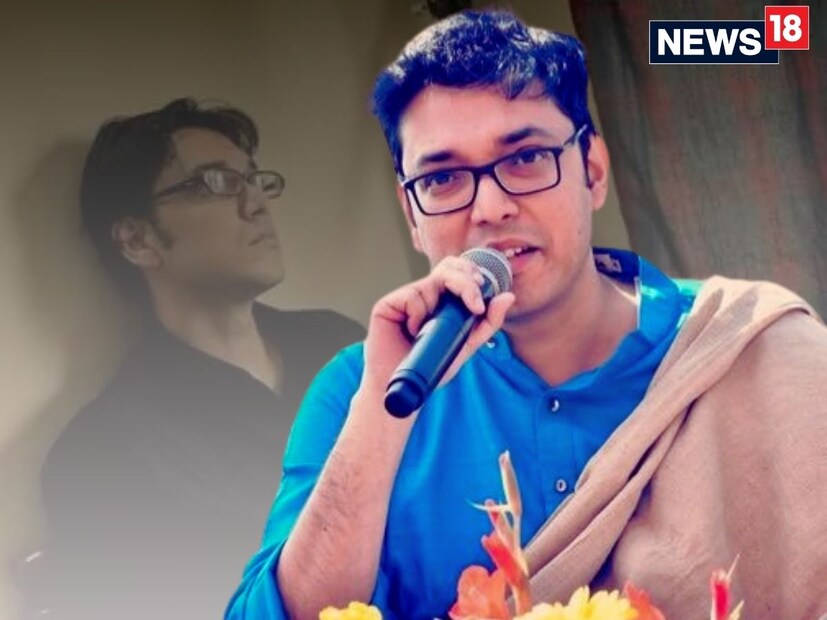একসময়ের সফর 'সঙ্গিনী' সঙ্গ ছেড়েছিলেন আগেই। হাত ধরেছেন 'পরম' প্রিয়বন্ধুর। ঠিক দশদিন আগেই প্রাক্তন স্ত্রী পিয়া সই সাবুদ করে হাত ধরেছেন অভিনেতা পরমব্রত চট্টোপাধ্যায়ের।