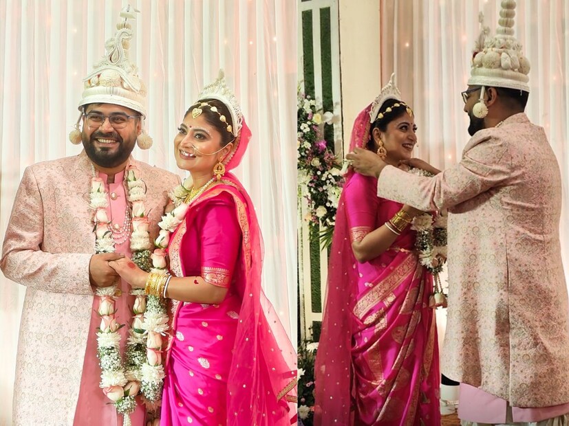 দুধে আলতা বেনারসিতে সেজে উঠেছেন সন্দীপ্তা। তার সঙ্গে মানানসই সোনার গয়না। কপালে চন্দনের সাজ। হালকা মেকআপ। মুখে উজ্জ্বল হাসি। সব মিলিয়ে নববধূর থেকে চোখ ফেরানো দায়।