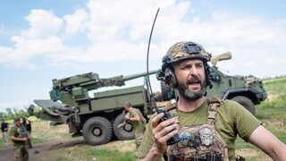 রাশিয়া ইউক্রেনের যুদ্ধ (Pic courtesy-AP Photo/Evgeniy Maloletka) রাশিয়া ইউক্রেনের যুদ্ধ (Pic courtesy-AP Photo/Evgeniy Maloletka)