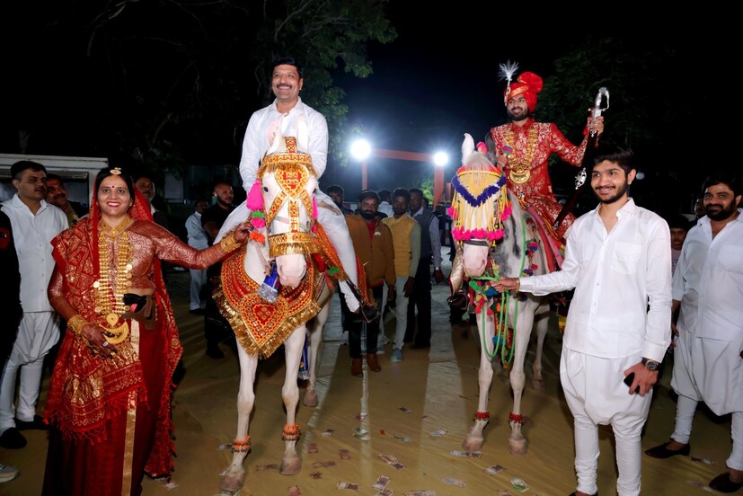 প্রায় ৫০টির বেশি বাজনা দলেদের ডাকা হয়েছে এই বিয়েতে! 