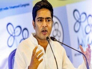 নিজের কেন্দ্রে বড় পদক্ষেপ অভিষেকের
