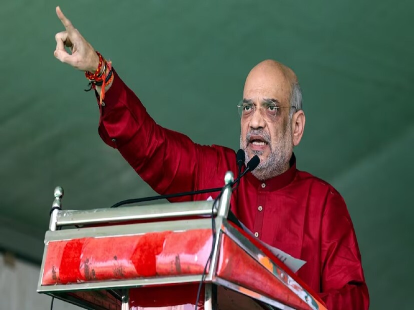 কীভাবে নাগরিকত্ব মিলবে: স্বরাষ্ট্রমন্ত্রক জানিয়েছে, সিএএ-তে অনলাইনে নাগরিকত্বের আবেদন করা যাবে। এর জন্য একটি ওয়েব পোর্টাল খুলেছে কেন্দ্র সরকার। মন্ত্রক গেজেট বিজ্ঞপ্তিতে সিএএ-এর আওতায় নাগরিকত্ব দেওয়ার জন্য রাজ্য এবং কেন্দ্র শাসিত অঞ্চলগুলিতে বিশেষ কমিটি গঠনের ঘোষণাও করেছে।