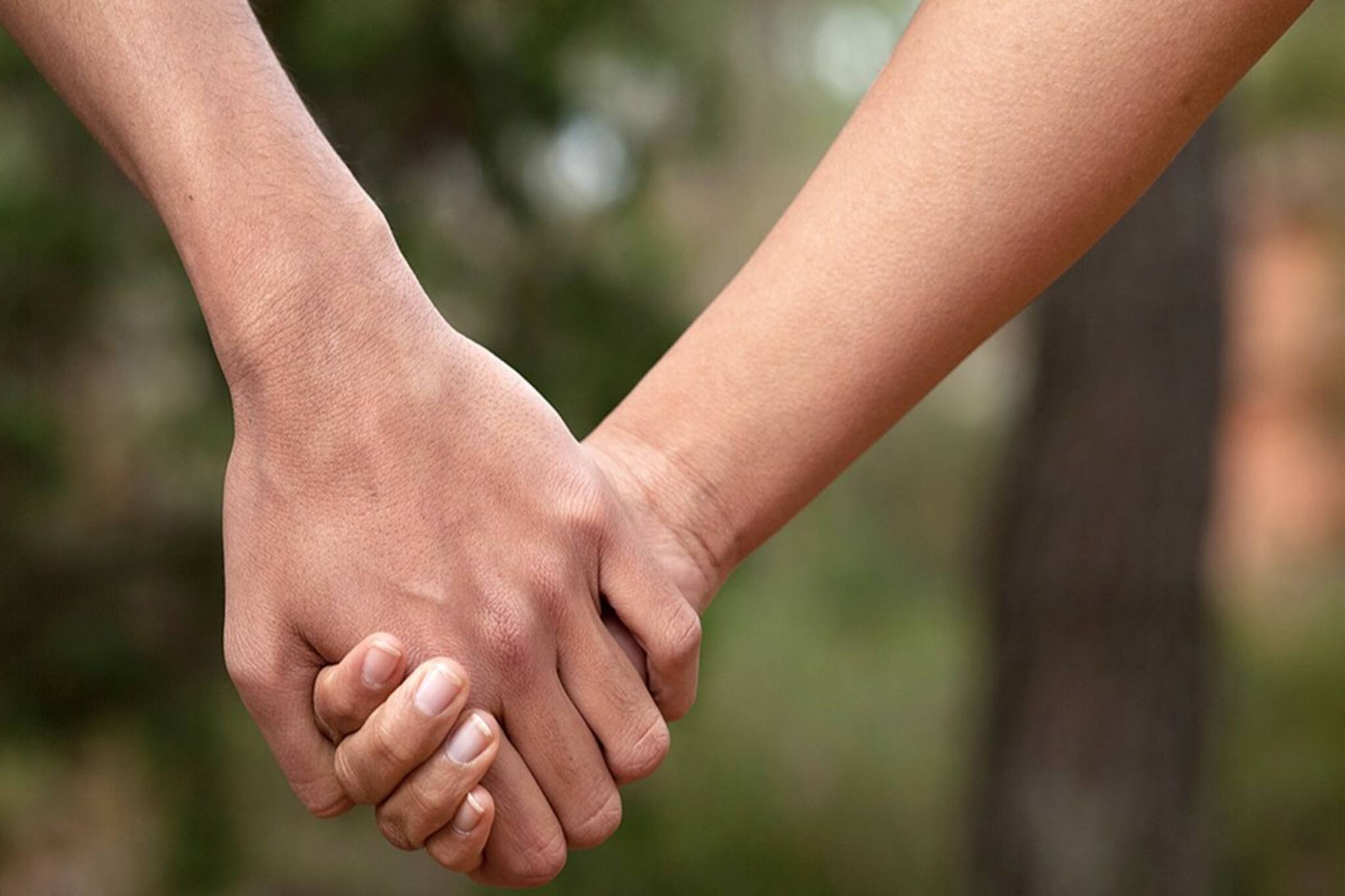 প্রেম ভাঙার আগাম আভাস দেয় এই লক্ষণ, আপনার সম্পর্কেও দেখা দিচ্ছে কিনা দেখুন