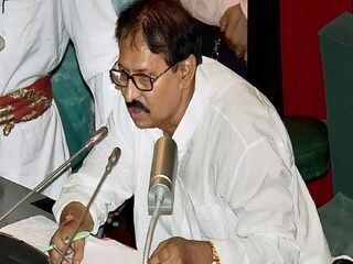 বিধানসভার অধ্যক্ষ বিমান বন্দ্যোপাধ্যায়৷