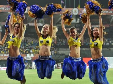 IPL-এ কী যোগ্যতা থাকলে চিয়ারলিডার হওয়া যায়? বেতন থেকে বাড়তি সুবিধা জানুন