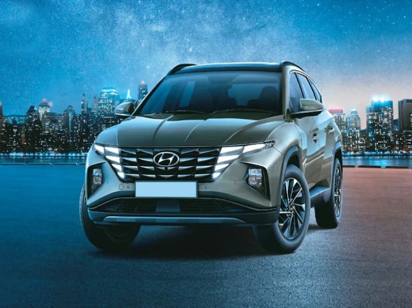 Hyundai আগামী ১৬ জানুয়ারি ভারতে নতুন Creta লঞ্চ করতে চলেছে। ক্রমবর্ধমান ইনপুট খরচ, প্রতিকূল বিনিময় হার এবং পণ্যের দাম বৃদ্ধির কারণে ১ জানুয়ারি থেকে তাদের গাড়ির দাম বাড়তে চলেছে। কোম্পানির সিওও, তরুণ গর্গ বলেছেন যে, &quot;হুন্ডাই মোটর ইন্ডিয়াতে, আমরা সর্বদা যতটা সম্ভব খরচ বৃদ্ধি শোষণ করার চেষ্টা করি এবং ক্রমাগত গ্রাহকদের আনন্দ নিশ্চিত করার চেষ্টা করি৷ তবে, ক্রমবর্ধমান ইনপুট খরচের কিছু অংশ কম করা এখন অপরিহার্য হয়ে উঠেছে৷ এর ফলে ভারতের বাজারে গাড়ির দাম সামান্য বেশি হতে চলেছে।&quot;