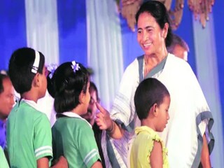 পুরনো স্মৃতিতে মমতা বন্দ্যোপাধ্যায় 