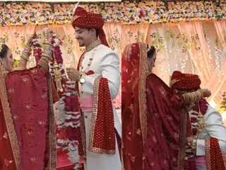 মালাবদলের আগে চুম্বনের আবদার! ভাইরাল বরের কাণ্ড, দেখুন ভিডিও