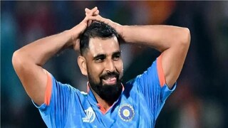 গোড়ালির চোটের চিকিৎসা করতে লন্ডনেও গিয়েছেন মহম্মদ শামি। কবে ফের ২২ গজে ফিরবেন সে বিষয়ে এখনও নিশ্চিতভাবে কিছুই জানা যায়নি। 