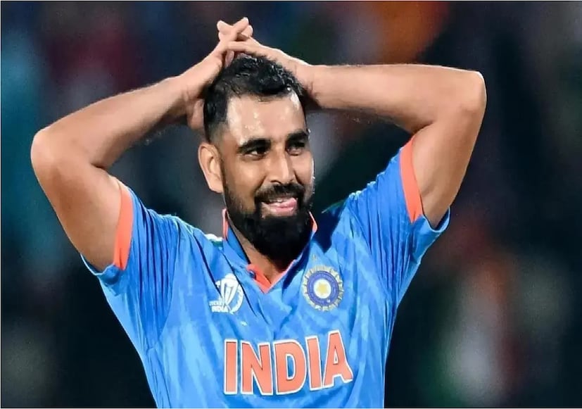 গোড়ালির চোটের কারণে ছিটকে গেলেন শামি। দক্ষিণ আফ্রিকার বিরুদ্ধে টেস্ট সিরিজ নেই শামি। বিশ্বকাপে ২৪ উইকেট নিয়ে সেরা বোলার হয়েছিলেন মহম্মদ শামি।