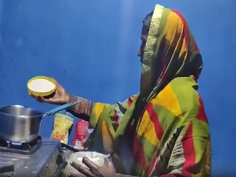ছত্তিশগড়ের কোরিয়া জেলায় বসবাসকারী পল্লী দেবী। কড়িয়া জেলার বৈকুণ্ঠপুর উন্নয়ন ব্লকের গ্রাম পঞ্চায়েত বারদিয়াতে থাকেন। স্থানীয় লোকজন তাঁকে চায়ওয়ালি আন্টি নামে চেনেন। 