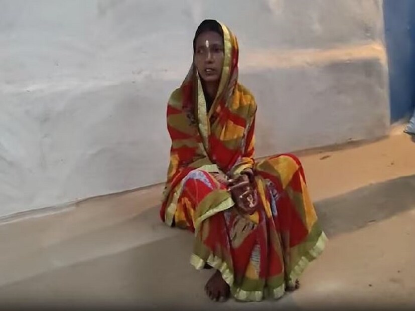 করোনার পর সাধারণ মানুষ তাদের স্বাস্থ্যের সম্পর্কে বিশেষ সচেতন হয়েছেন৷ সঠিক সময় শারীরিক চিকিৎসা করাচ্ছেন এবং খাবারও মেনে খাচ্ছেন অনেকেই৷ সঠিক খাবার, ডায়েট মেনে পুষ্টিযুক্ত আহার করছেন সাধারণ মানুষ৷ অর্থাৎ শরীরের দিকে নজর দিতে শুরু করেছে। তবে এরই মধ্যে নিজের খাদ্যাভ্যাসের জন্য খবরে উঠে এসেছেন এক মহিলা৷ যিনি শুধুই বছরের পর বছর ধরে চা খেয়ে বেঁচে রয়েছেন।