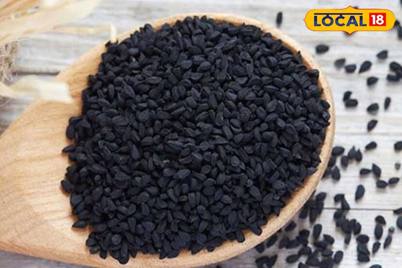 *নিয়মিত কালোজিরা খেলে দেহে রক্ত সঞ্চালন ঠিকমতো হয়। এতে করে মস্তিস্কে রক্ত সঞ্চালনের বৃদ্ধি ঘটে, যা আমাদের স্মৃতিশক্তি বৃদ্ধি করতে সাহায্য করে। শিশুর দৈহিক ও মানসিক বৃদ্ধিতে কালোজিরা বেশ উপকারী।