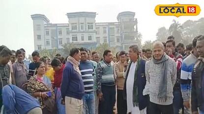 রাস্তা এবং ব্রিজের জায়গা পরিদর্শনে পৌরসভার চেয়ারম্যান রাস্তা এবং ব্রিজের জায়গা পরিদর্শনে পৌরসভার চেয়ারম্যান