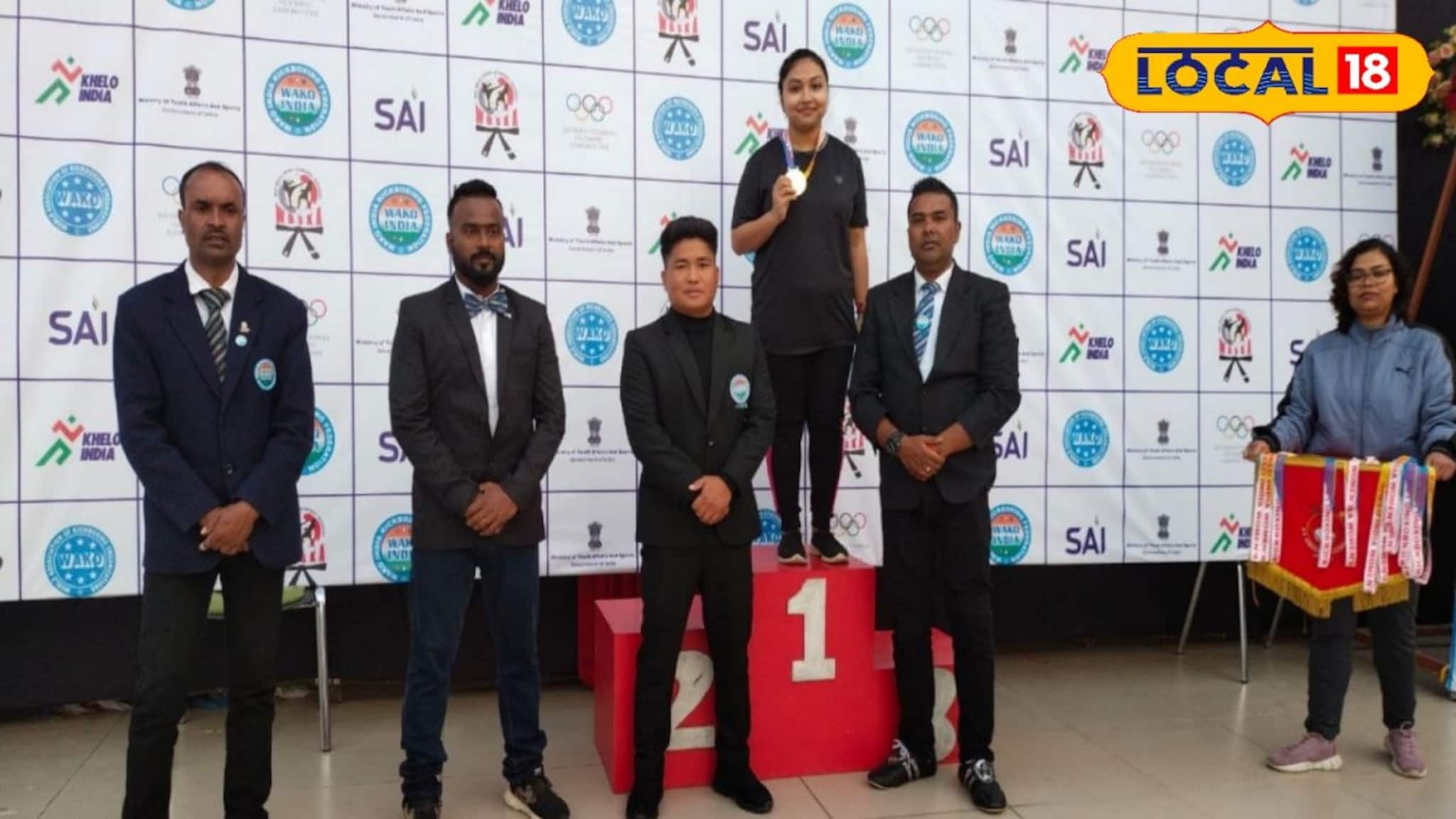 Sports News: কিক বক্সিংয়ে দেশের সেরা রায়গঞ্জের তানিয়া