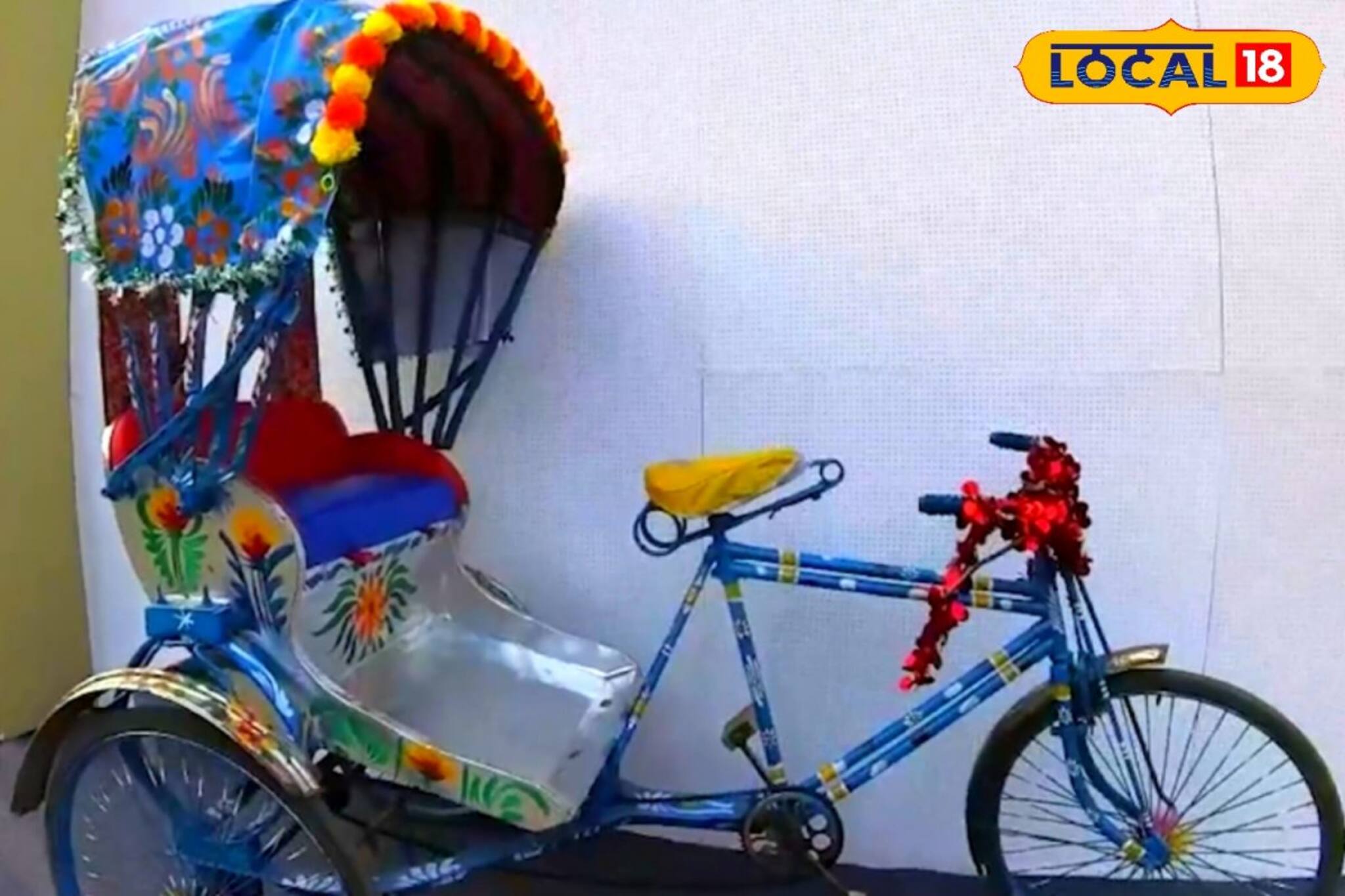 ঢাকার বিখ্যাত রিক্সা এবার কলকাতায়, ছবি তুলতে পারবেন আপনিও! কিন্তু কীভাবে? দেখুন