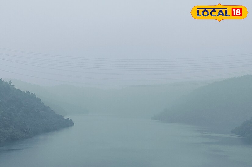 তবে এবারের এই শীতে পুরুলিয়ার অযোধ্যা পাহাড়ে বেড়াতে এলে মনে হবে যেন দার্জিলিং , কালিম্পং বা সিমলা চলে এসেছেন। ‌ অযোধ্যা পাহাড়ের তাপমাত্রা পাল্লা দিচ্ছে দার্জিলিংকে।