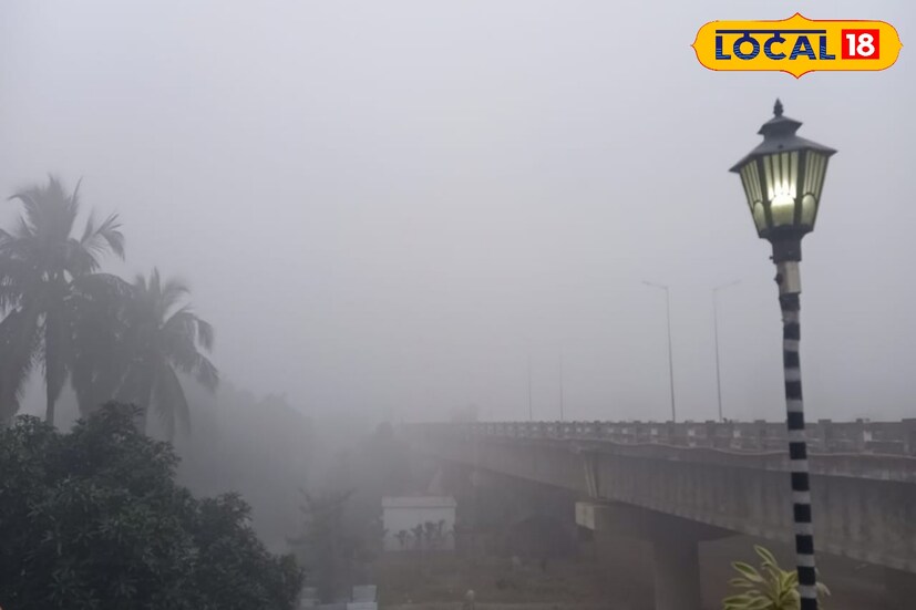 আবহাওয়া দফতর সূত্রে জানা গিয়েছে ,সোমবার ও মঙ্গলবার গৌড়বঙ্গের তাপমাত্রা ১০° সেলসিয়াস বা তার নিচে নামতে পারে। সর্বোচ্চ তাপমাত্রা প্রায় ১৯ ডিগ্রি সেলসিয়াস হবে। বুধবার থেকে তাপমাত্রা কিছুটা বাড়লেও শৈত্যপ্রবাহ কুয়াশার দাপট থাকবে।