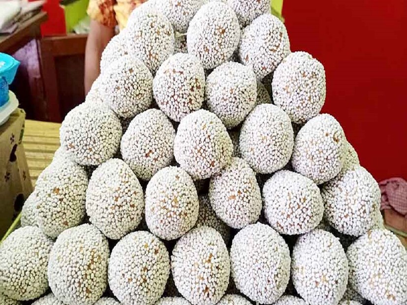 আপনি যখন কার্বোহাইড্রেট-সমৃদ্ধ খাবার খান, তখন পরিপাকতন্ত্র এটিকে চিনিতে ভেঙে দেয়। যা রক্তের মাধ্যমে কোষে নিয়ে গিয়ে শক্তিতে রূপান্তরিত করে। কিন্তু দীর্ঘদিন অনাহারে থাকার কারণে আমাদের কোষে জ্বালানির প্রয়োজন হয়।