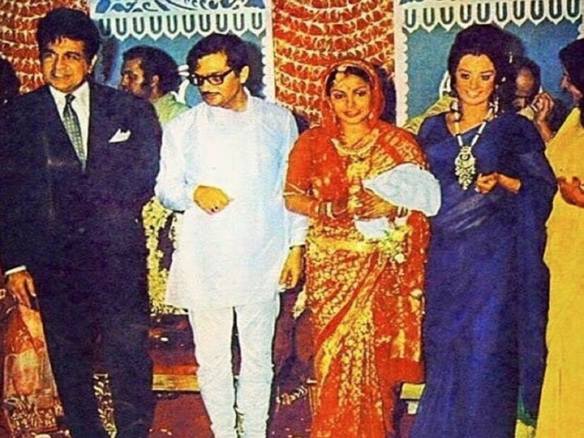 রাখি একবার স্পষ্ট সাংবাদিকদের জানিয়েছিলেন, &quot;পরিষ্কার করে লিখবেন আমরা বিবাহবিচ্ছেদ করছি না। বিয়ের সময়ে আমি গুলজারের শর্ত মেনে নিয়েছিলাম। কিন্তু বিয়ের পরে দেখলাম সব কিছু স্বাভাবিক ভাবেই চলছে, আমি একাই ঘরে বসে আছি। গুলজার সকাল আটটায় বেরিয়ে যায় আর ফেরে রাত বারোটা। এ যে কী অসহনীয় অবস্থা আমিই জানি। আমি আবার অভিনয়ে ফিরতে চাই। কিন্তু গুলজার আমার অভিনয়ের বিরুদ্ধে।&quot;