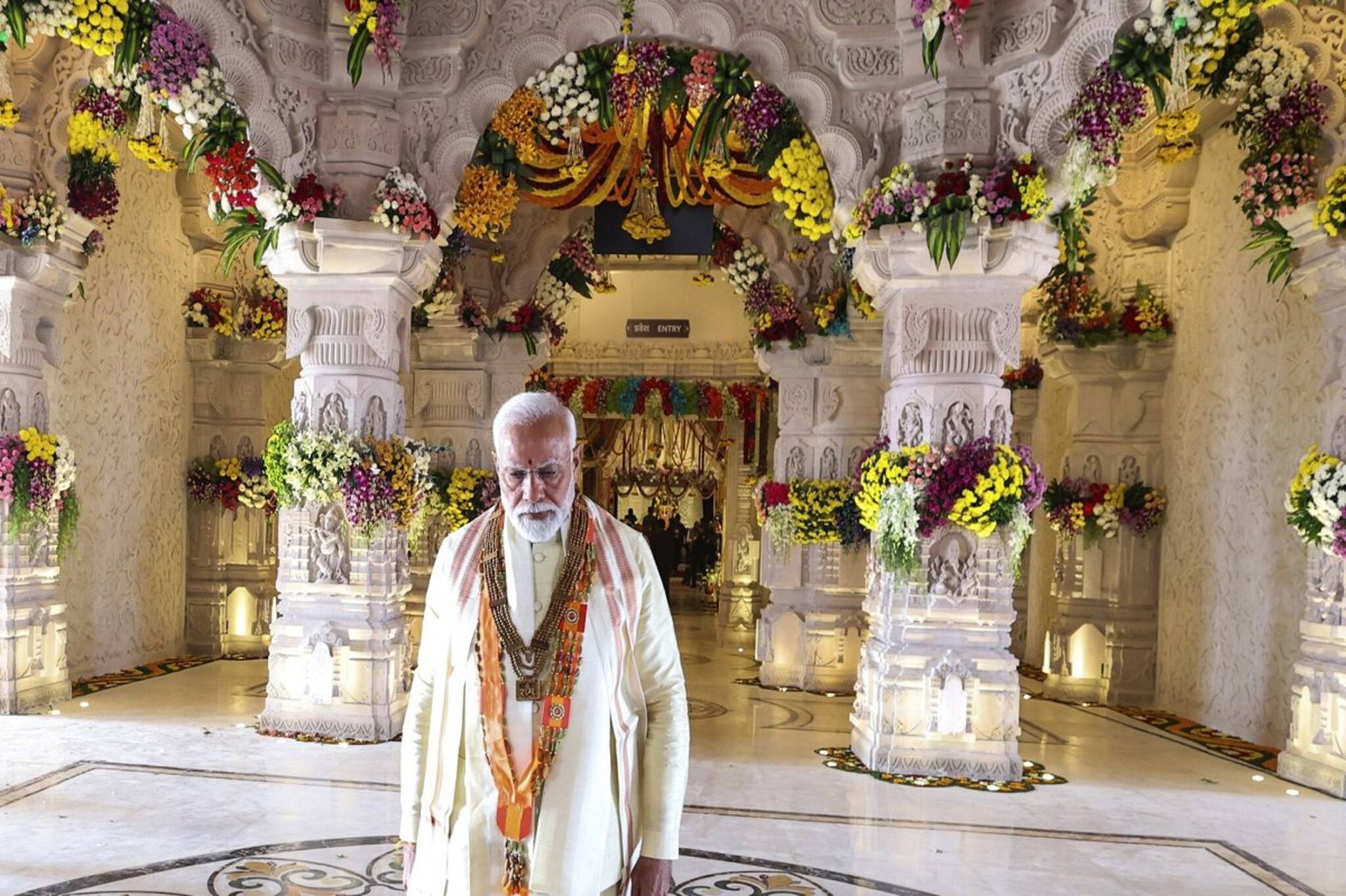 'রামলালা আর তাঁবুতে নন, মন্দিরে থাকবেন', আবেগ-বিহ্বল নরেন্দ্র মোদি