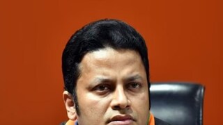 শাহী সফরের আগে অনুপমকে নিয়ে ফের অস্বস্তিতে বঙ্গ পদ্ম শিবির