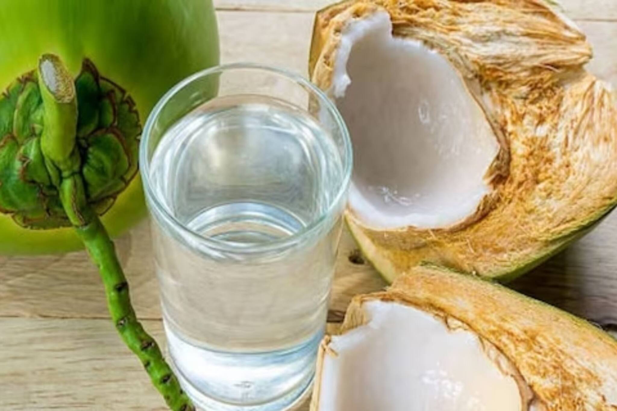 ডাব তো খান, কিন্তু এর ভিতরের জল কোথা থেকে আসে জানেন? ৯৯ শতাংশই ডাহা ফেল