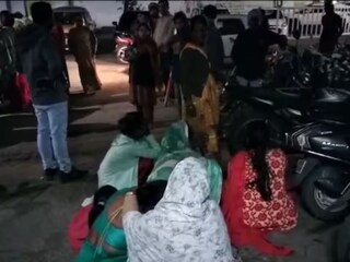 ‘অদৃশ‍্য’ শত্রুর আক্রমণ? বাবার সঙ্গে ফুচকা খাওয়া হল না ৭ বছরের ফুটফুটে শিশুর, কারণ শুনলে চোখে জল আসবে