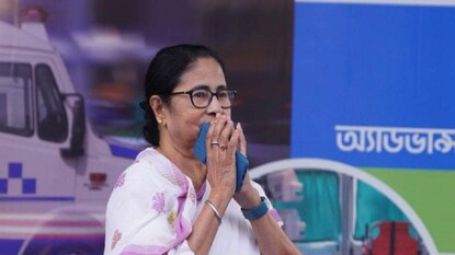 দুয়ারে সরকারের পরিষেবা দেওয়ার ডেডলাইন দিল নবান্ন, বড় নির্দেশ জেলায় জেলায় দুয়ারে সরকারের পরিষেবা দেওয়ার ডেডলাইন দিল নবান্ন, বড় নির্দেশ জেলায় জেলায়