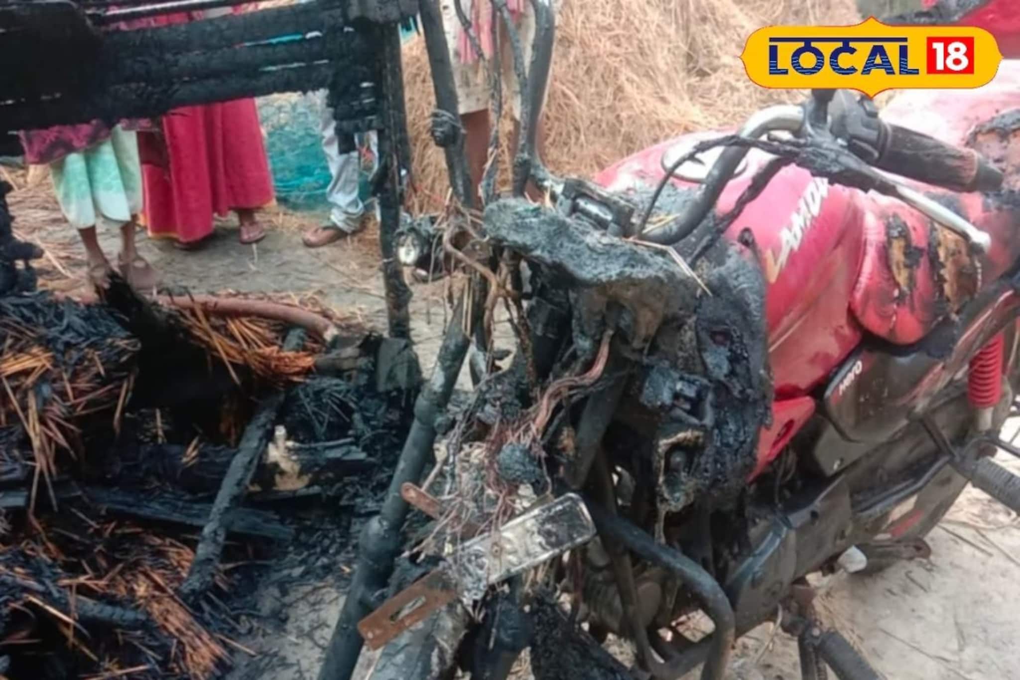 পুড়ে ছাই ঘর, বাইক, পোষ‍্য! হিঙ্গলগঞ্জে আগুনে ছারখার সব, ধ্বংস কয়েকলক্ষ টাকা