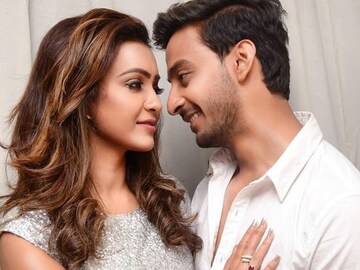 মাখোমাখো প্রেমের পর সুখবর দিলেন বনি-কৌশানী! কবে, কোথায় বিয়ে টলিপাড়ার হিট জুটির