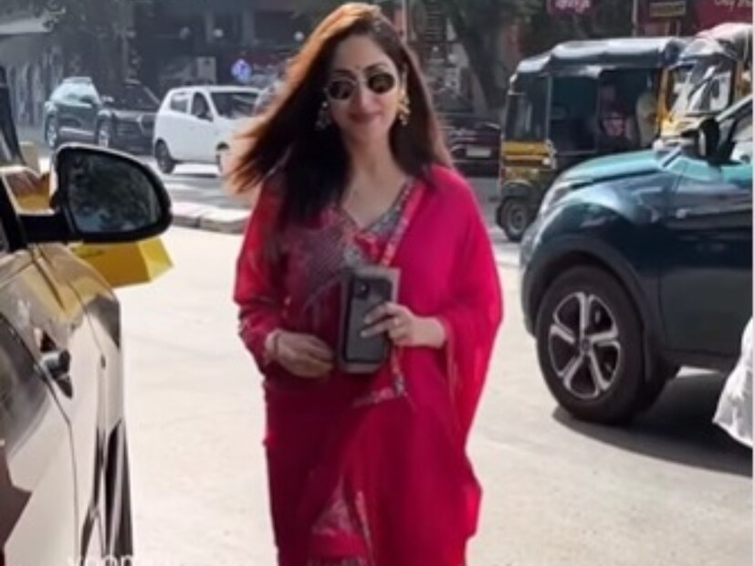 ইয়ামি গৌতমের এই ভিডিও ছড়িয়ে পড়তেই নেটিজেনদের একাংশ মনে করছেন, প্রেগন্যান্ট ইয়ামি গৌতম৷  তবে অভিনেত্রীর পক্ষ থেকে এখনও কোনও বিবৃতি আসেনি৷ ইতিমধ্যেই নায়িকার মা হওয়ার জল্পনা তুঙ্গে৷