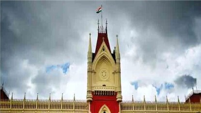 রাজ্যের রিপোর্ট তলব কলকাতা হাইকোর্টের ফাইল চিত্র রাজ্যের রিপোর্ট তলব কলকাতা হাইকোর্টের ফাইল চিত্র