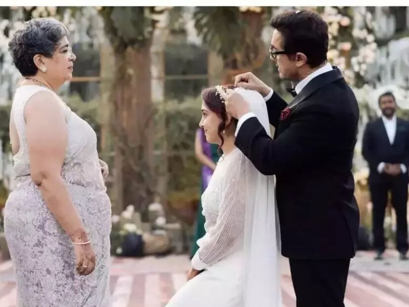 ইরা খানের চোখ ধাঁধানো বিয়ে নিয়ে আলোচনা সর্বত্র। উদয়পুরে বিয়ের অনুষ্ঠানেও ছিল বড় চমক। তবে, মায়ানগরীতে রিসেপশনের আয়োজন করতে চলেছেন আমির খান, রিনা দত্ত-সহ পরিবারের সকলে। 