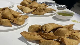 সরকারি মিটিংয়ে নিষেধ কচুরি, সিঙাড়া