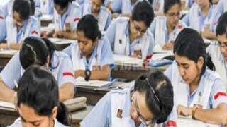 CBSE ক্লাস ১০ এবং ১২ সিলেবাস ২০২৪-২৫: কী ভাবে ডাউনলোড করবেন?
CBSE ক্লাস ১০ এবং ১২ পাঠ্যক্রম চাইলে ডাউনলোড করে নিতে পারেন পড়ুয়ারা। শিক্ষার্থীরা নীচে উল্লিখিত বিশদ ধাপে ধাপে নির্দেশিকা অনুসরণ করতে পারে -