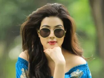 অভিনেত্রী মাহিয়া মাহি