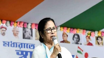মমতা বন্দ্যোপাধ্যায়। মমতা বন্দ্যোপাধ্যায়।