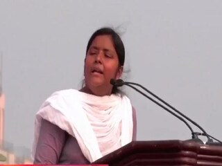 ব্রিগেড সমাবেশে মীনাক্ষী মুখোপাধ্যায়৷