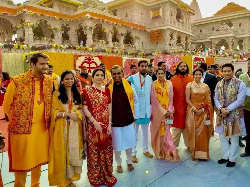 এই বিবাহ রিলায়েন্স ইন্ডাস্ট্রিজ এবং মুকেশ আম্বানির আহ্বায়ক ক্ষমতার একটি প্রমাণও হতে চলেছে। যিনি ভারতের অর্থনৈতিক উত্থানে মুখ্য ভূমিকা পালন করেছেন।