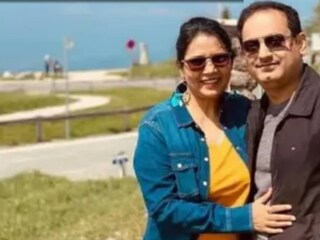 পথ দেখাচ্ছেন পরবর্তী প্রজন্মের পড়ুয়াদের