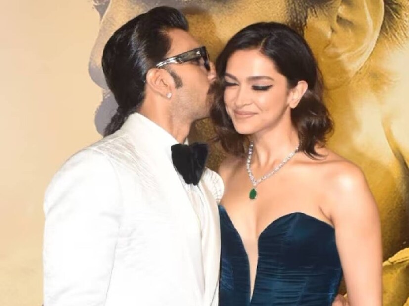 সম্প্রতি কফি উইথ করণে সেই স্বপ্নের বিয়ের ভিডিয়ো সকলের সামনে এনেছিলেন করণ জোহর৷ রণবীর-দীপিকার বিয়ের পর ৫ বছর কেটে গিয়েছে৷ প্রায় সমসাময়িক সময়ে বিয়ে করা বিরাট-অনুষ্কার কোলে এসেছে ফুটফুটে ভামিকা৷ এখন দীপ-বীরের ফ্যানেদের অনেকেই জানতে চান, তাঁরা ফ্যামিলি প্ল্যানিং নিয়ে ঠিক কী ভাবছেন? 
