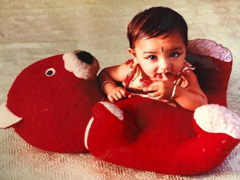  স্কুলের পড়াশোনা শেষ করে ভারতীয় প্রশাসনিক পরিষেবায় (আইএএস) যোগ দিতে চেয়েছিলেন। স্কুলের পড়াশোনা শেষ করে স্নাতকস্তরে আইন নিয়ে কলেজে ভর্তি হন।