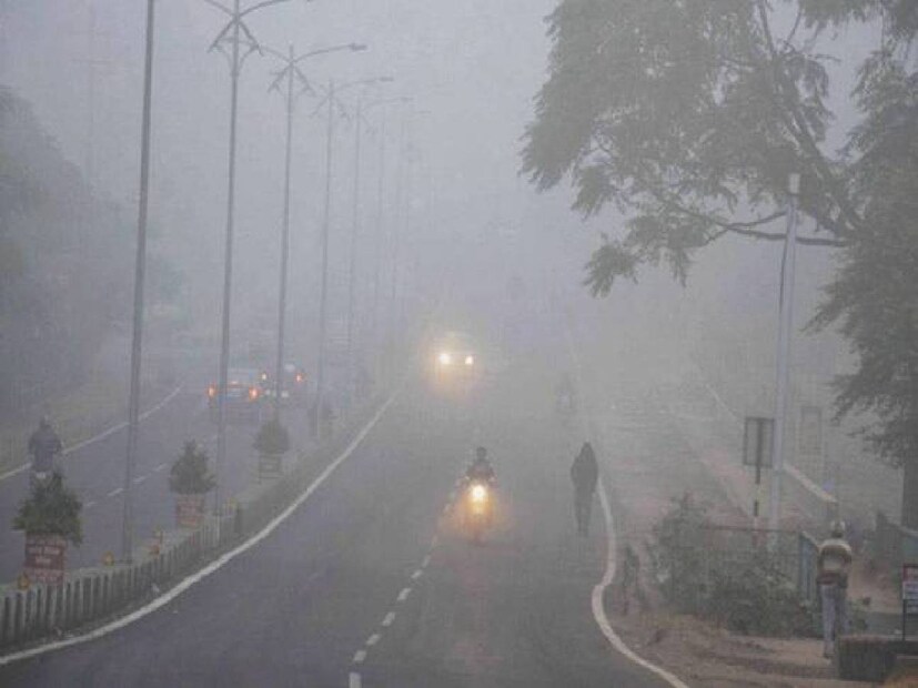তবে, এর মধ্যে খুব একটা আশার কথা শোনাতে পারছে না আবহাওয়া দফতর৷ বরং, আবহাওয়া দফতরের সতর্কতা, আগামী দিনে উত্তর-পশ্চিম ভারত এবং মধ্য ভারতের রাজ্যগুলিতে শীত আরও বাড়তে পারে। 