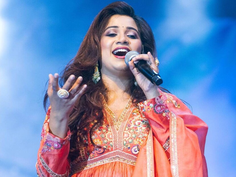 পাঁচ-পাঁচটি জাতীয় পুরস্কার শ্রেয়ার ঝুলিতে। বাংলা এবং হিন্দি ছা়ড়াও তামিল, তেলুগু, একাধিক ভাষায় গান গেয়েছেন তিনি।