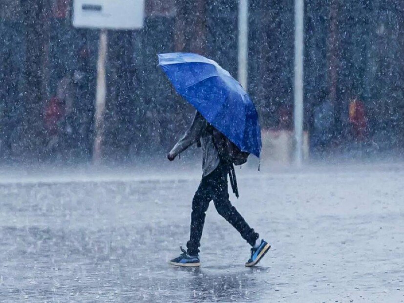 আবহাওয়া দফতরের বিবৃতিতে জানানো হয়েছে, ৩১ জানুয়ারি থেকে ২ ফেব্রুয়ারি পর্যন্ত উত্তরাখণ্ডে হালকা বা মাঝারি ধরনের বিক্ষিপ্ত বৃষ্টি বা তুষারপাত হবে। পঞ্জাব, চণ্ডীগড়, হরিয়াণা, পশ্চিম উত্তর প্রদেশে হালকা বৃষ্টিপাতের সম্ভাবনা রয়েছে।