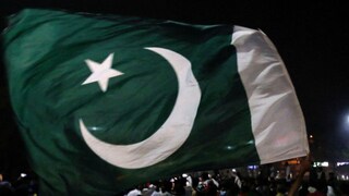 সাড়ে ৬ লাখ নিরাপত্তা কর্মী নামিয়ে পাকিস্তানে চলছে ভোটগ্রহণ সাড়ে ৬ লাখ নিরাপত্তা কর্মী নামিয়ে পাকিস্তানে চলছে ভোটগ্রহণ