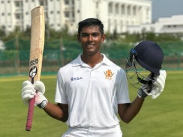 ক্রিকেটে ফের ব্যক্তিগত ৪০০ রান